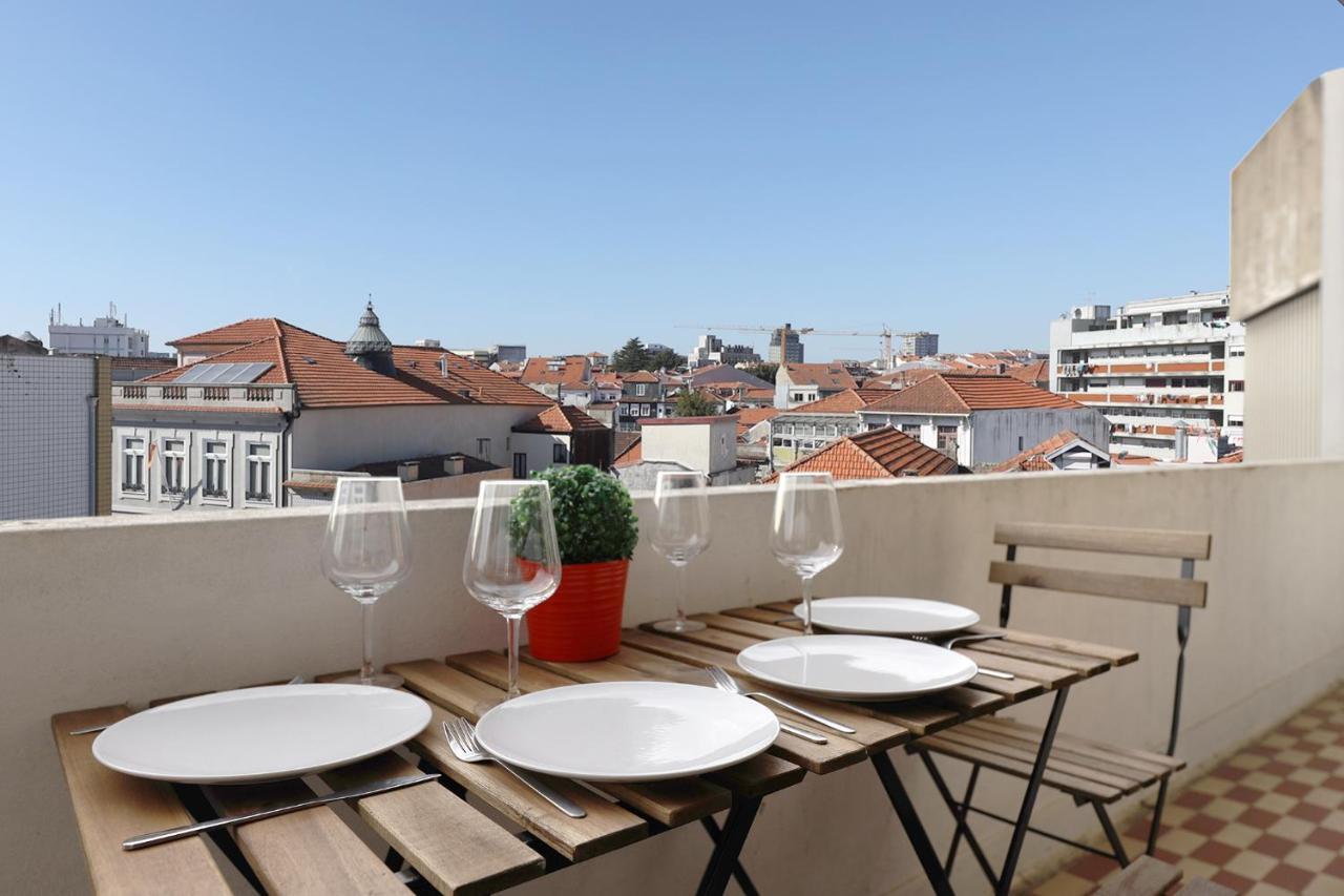 Flh Porto Spacious Apartment With Balcony Exterior photo
